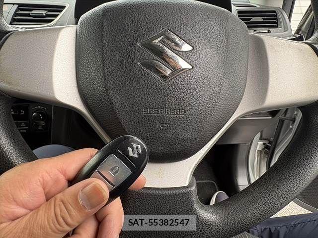 Suzuki SWIFT 2013-10 7729492-5