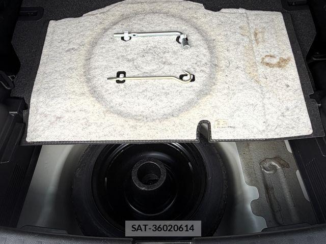 Suzuki SWIFT 2011-07 7729489-25