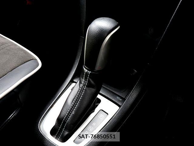 Suzuki SWIFT 2016-08 7729476-18