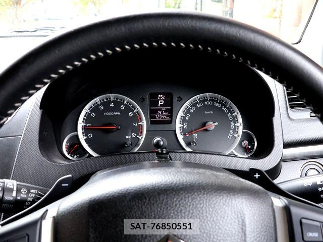 Suzuki SWIFT 2016-08 7729476-21