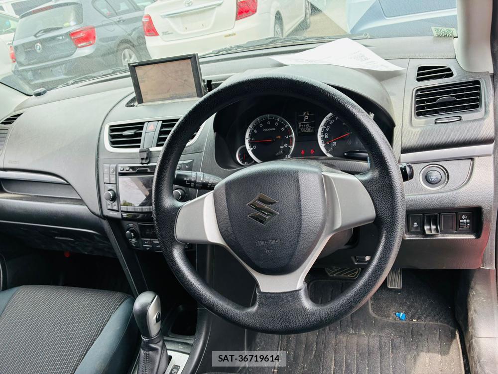 Suzuki SWIFT 2015-06 7330458-14