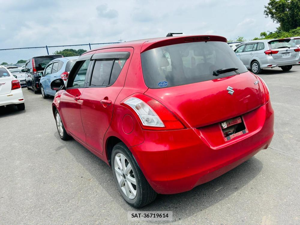 Suzuki SWIFT 2015-06 7330458-2