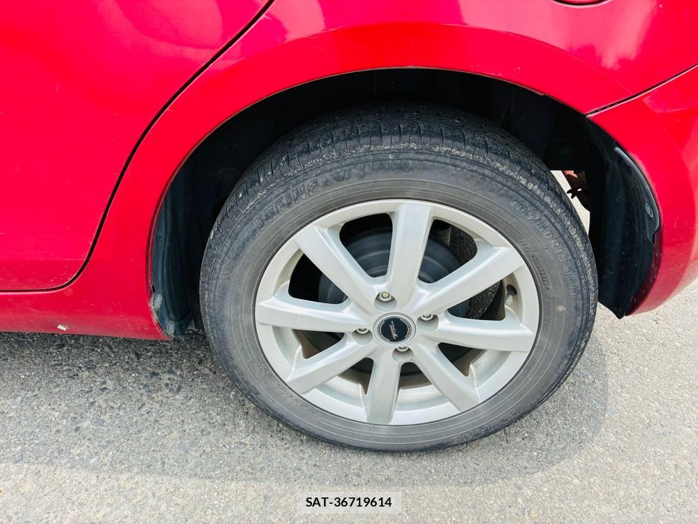 Suzuki SWIFT 2015-06 7330458-30
