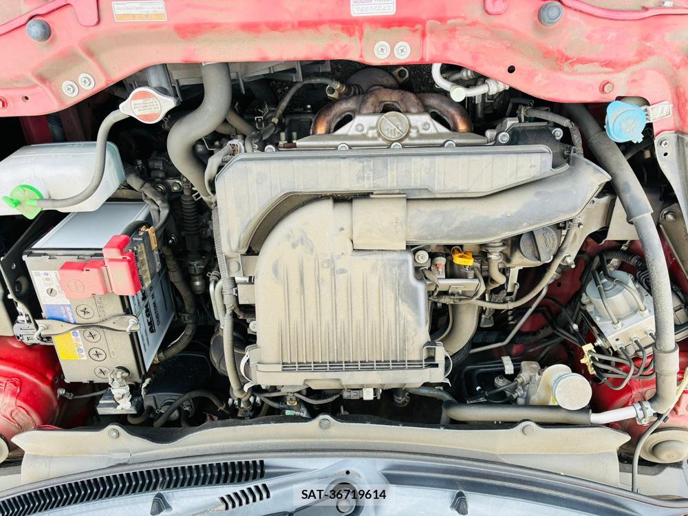 Suzuki SWIFT 2015-06 7330458-38