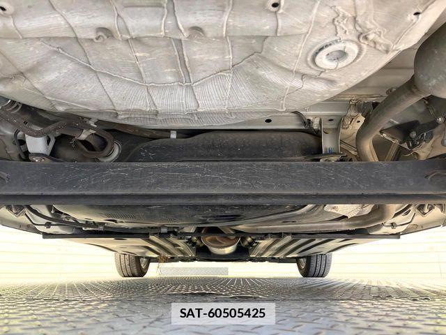 Suzuki SWIFT 2023-07 7729463-18