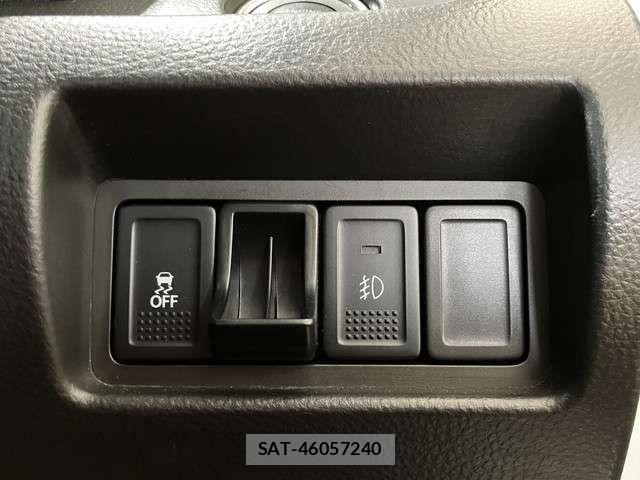 Suzuki SWIFT 2014-03 7729466-15