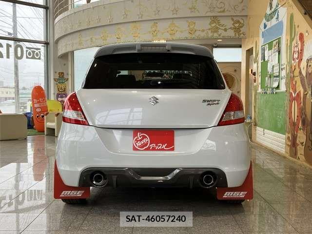 Suzuki SWIFT 2014-03 7729466-2