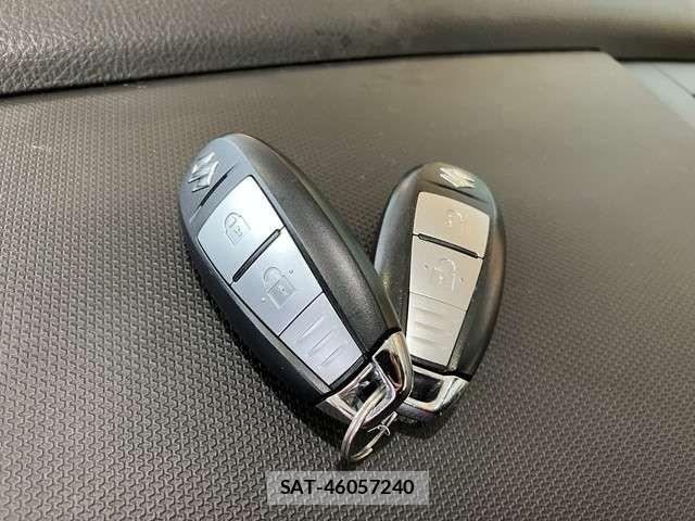 Suzuki SWIFT 2014-03 7729466-4