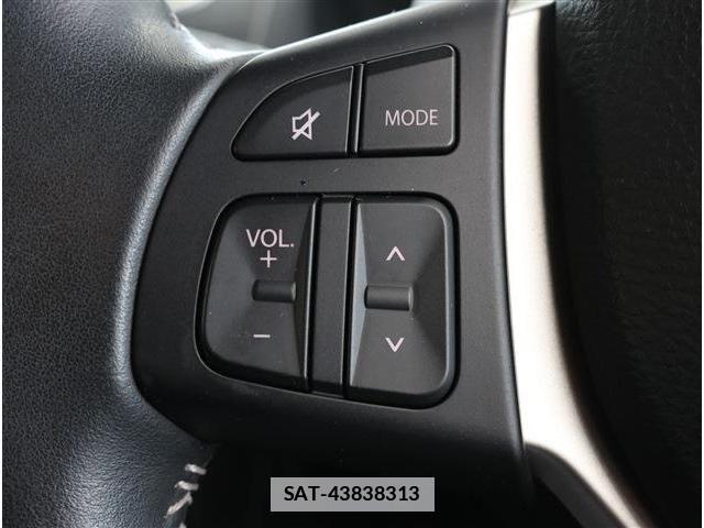 Suzuki SWIFT 2015-05 7729467-26