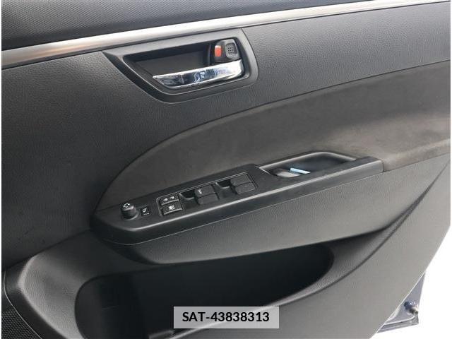 Suzuki SWIFT 2015-05 7729467-4