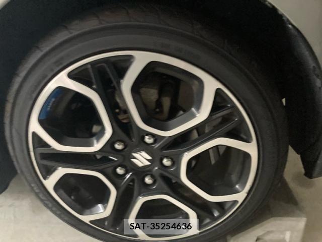 Suzuki SWIFT 2019-11 7729458-7