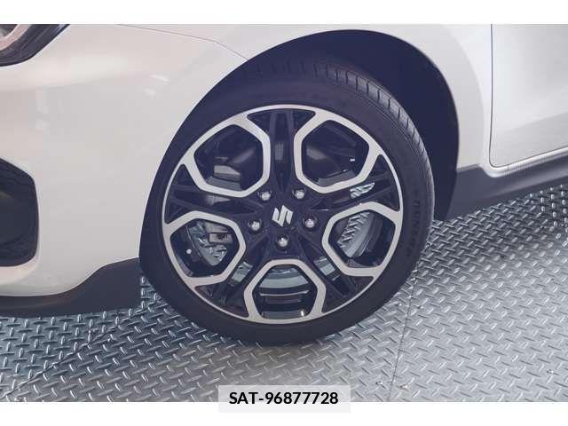 Suzuki SWIFT 2024-11 7729439-14