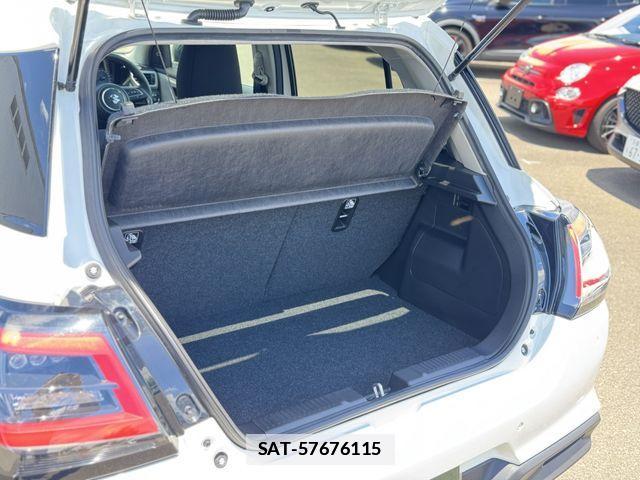 Suzuki SWIFT 2024-10 7729446-16