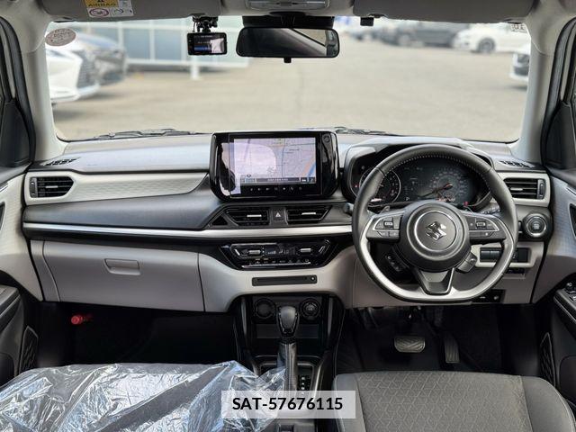 Suzuki SWIFT 2024-10 7729446-1