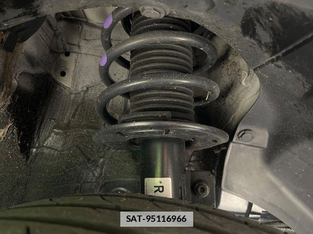 Suzuki SWIFT 2023-07 7729436-19