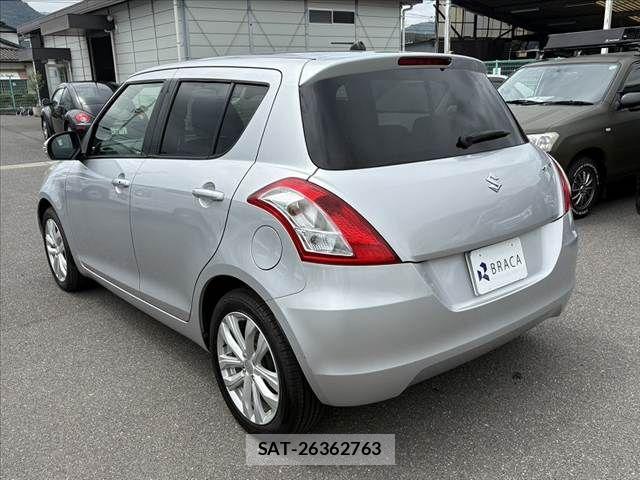 Suzuki SWIFT 2014-03 7729479-12
