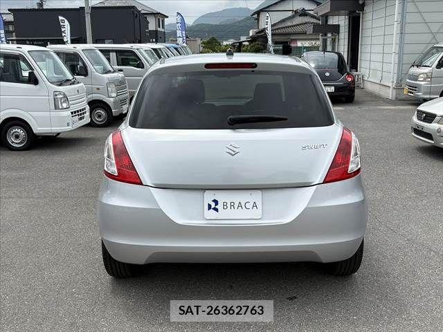 Suzuki SWIFT 2014-03 7729479-13