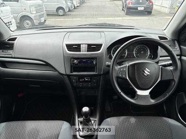 Suzuki SWIFT 2014-03 7729479-1