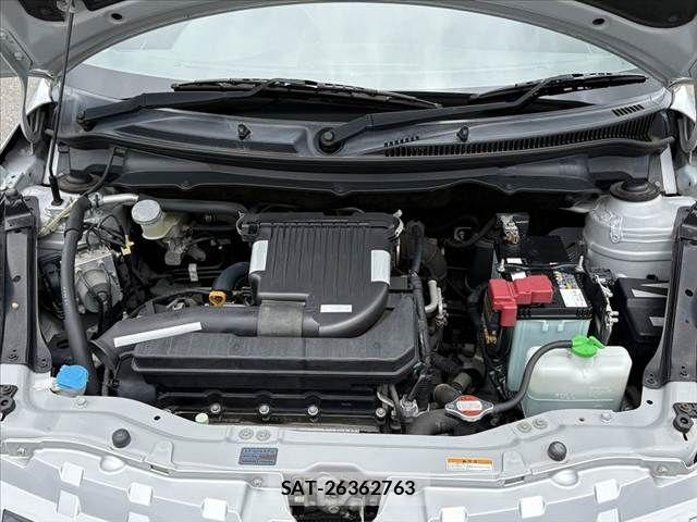 Suzuki SWIFT 2014-03 7729479-19