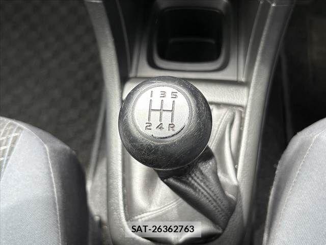 Suzuki SWIFT 2014-03 7729479-23