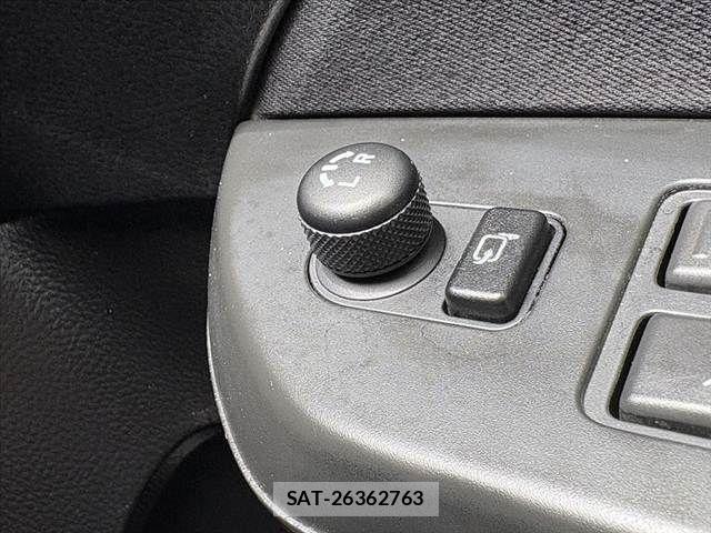 Suzuki SWIFT 2014-03 7729479-27