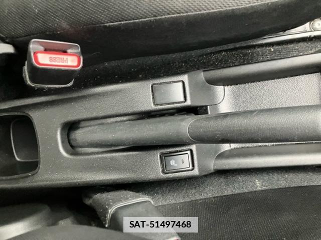 Suzuki SWIFT 2017-02 7729493-23