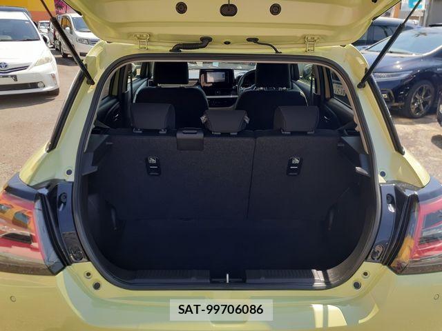Suzuki SWIFT 2024-02 7729457-17
