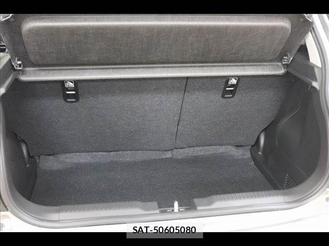 Suzuki SWIFT 2021-01 7729455-13