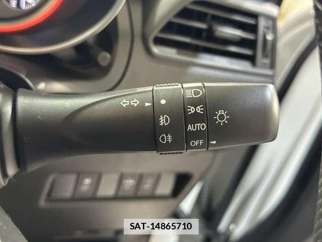 Suzuki SWIFT 2018-06 7789615-10