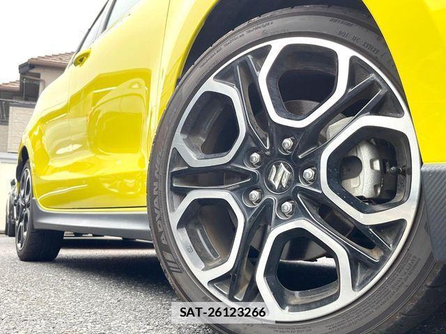 Suzuki SWIFT 2023-12 7789625-12