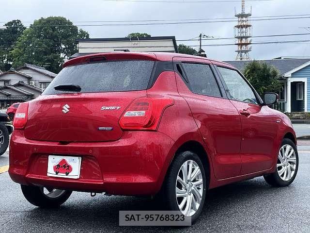 Suzuki SWIFT 2022-05 7879809-2