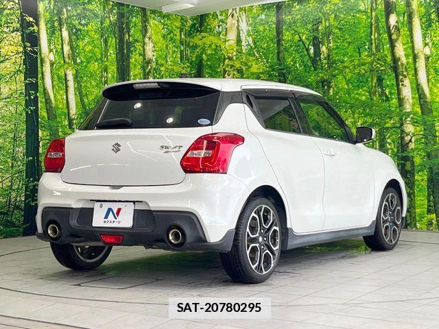 Suzuki SWIFT 2018-04 7879801-16