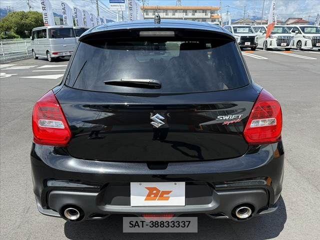 Suzuki SWIFT 2023-08 7879794-13