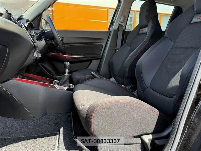 Suzuki SWIFT 2023-08 7879794-16