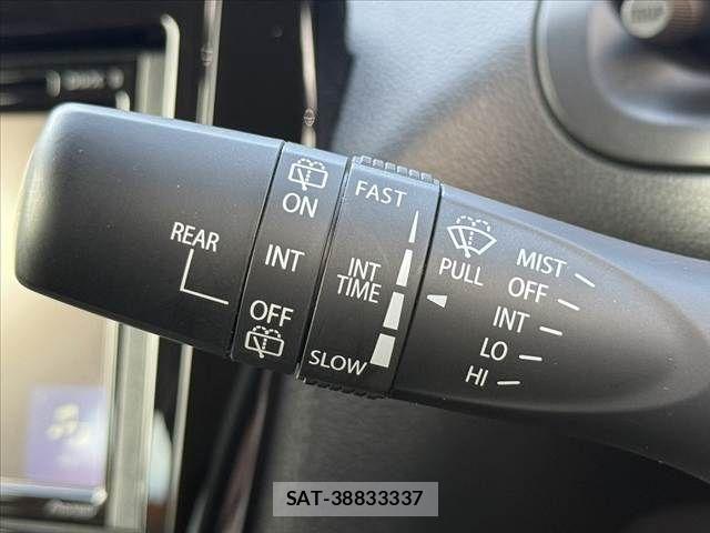Suzuki SWIFT 2023-08 7879794-22
