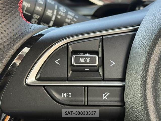 Suzuki SWIFT 2023-08 7879794-25