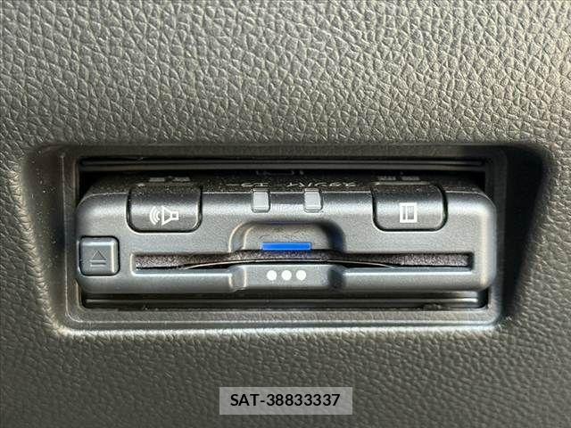 Suzuki SWIFT 2023-08 7879794-29