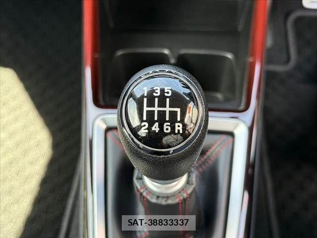Suzuki SWIFT 2023-08 7879794-3