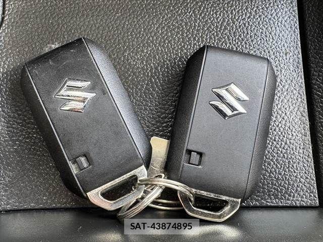 Suzuki SWIFT 2019-09 7879810-5