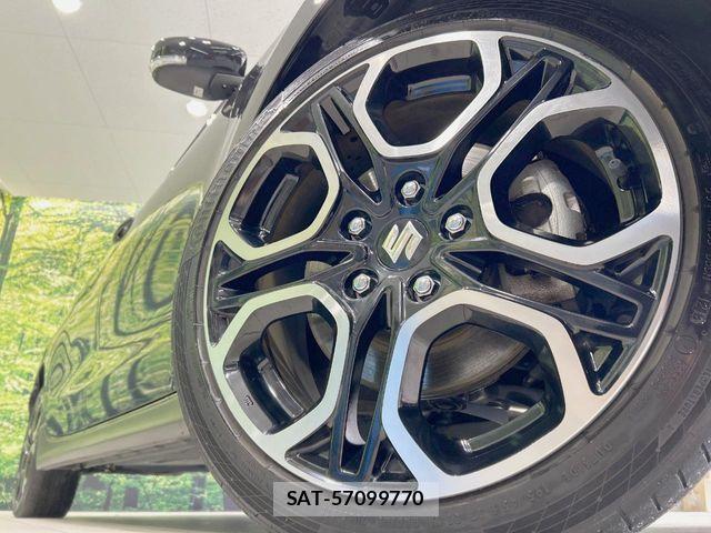 Suzuki SWIFT 2018-06 7879799-12
