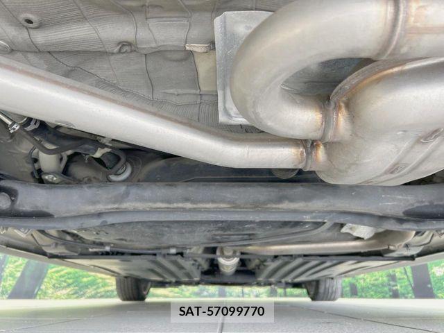 Suzuki SWIFT 2018-06 7879799-18