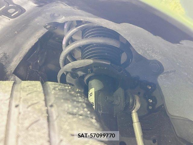 Suzuki SWIFT 2018-06 7879799-19