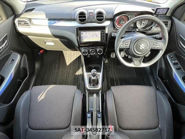 Suzuki SWIFT 2025-10 7879790-1