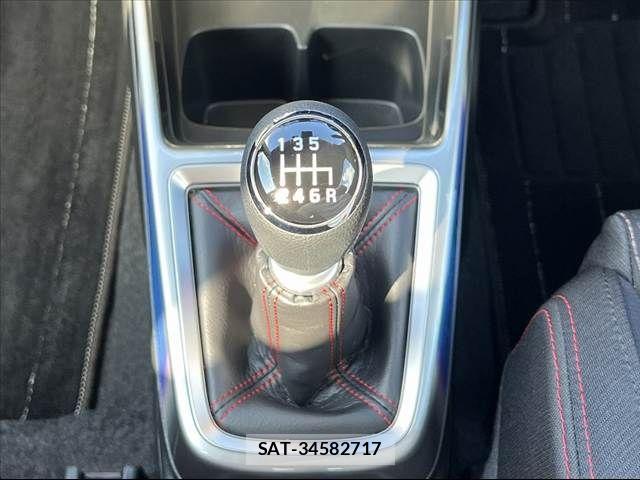 Suzuki SWIFT 2025-10 7879790-27
