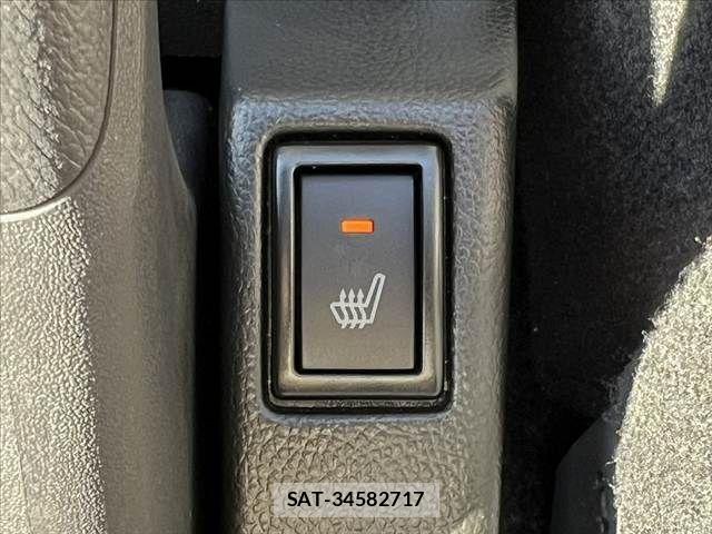Suzuki SWIFT 2025-10 7879790-28