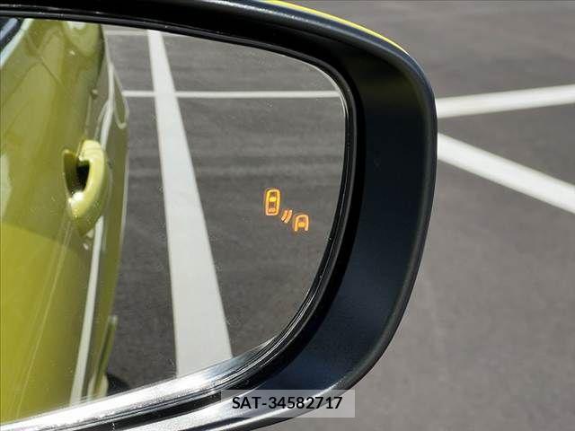 Suzuki SWIFT 2025-10 7879790-5