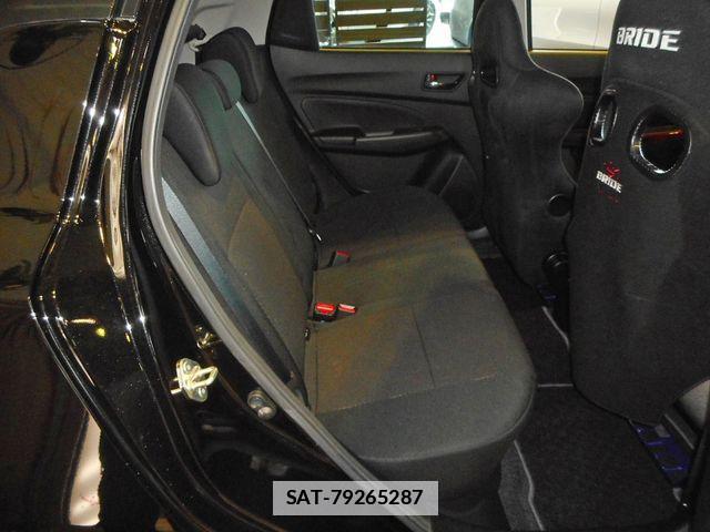 Suzuki SWIFT 2023-10 7879791-26