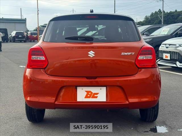 Suzuki SWIFT 2022-03 7879803-13