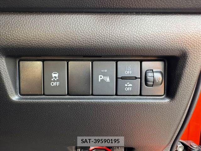 Suzuki SWIFT 2022-03 7879803-5
