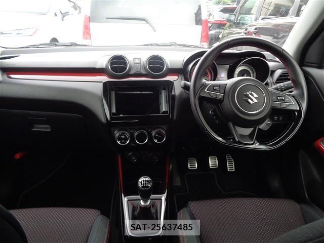 Suzuki SWIFT 2020-03 7879797-12